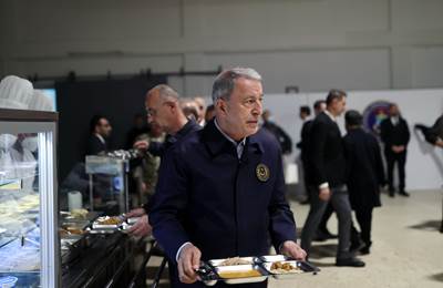 Cumhurbaşkanımız Sn. Erdoğan, İstanbul Tersanesi Komutanlığında Görevli İşçilerimizle İftarda Bir Araya Geldi